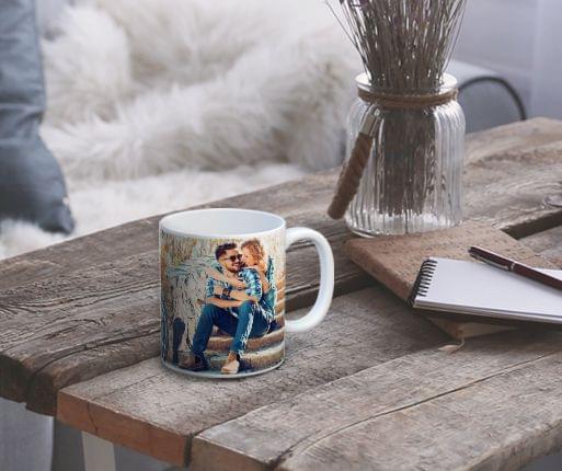 klassisk mugg i rummet